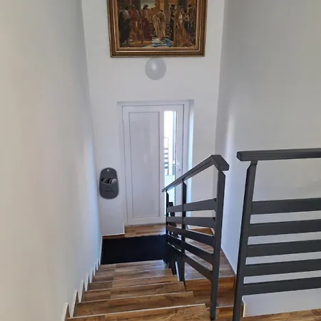 Bubo & Restaurant 3*