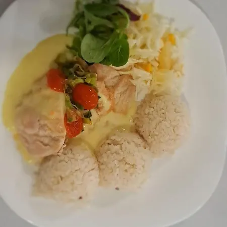 Bubo & Restaurant Moravany